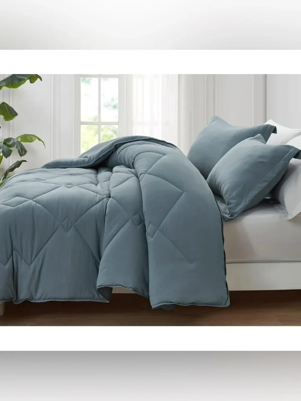 Blue king 3 piece Quilted king Comforter Set - Soft Microfiber Bedding